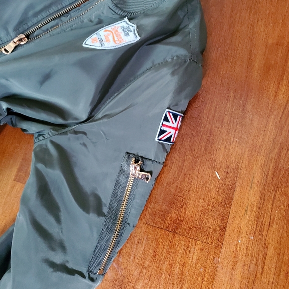 CI SONO Green Detailed BomberJacket - Size M (EUC) - Picture 7 of 11